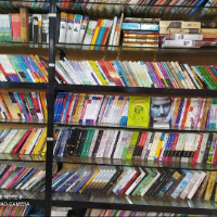 کتابفروشی،لوازم التحریر و کافی نت آزادگان